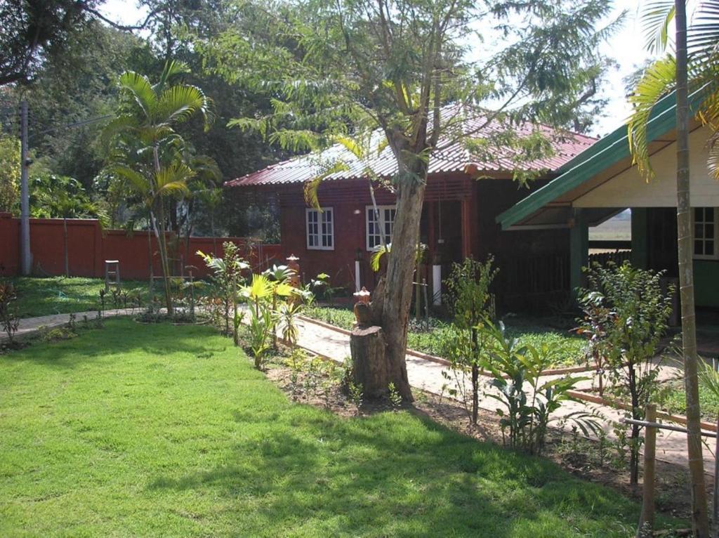Tamarind Grand Resort Meszariang Kültér fotó